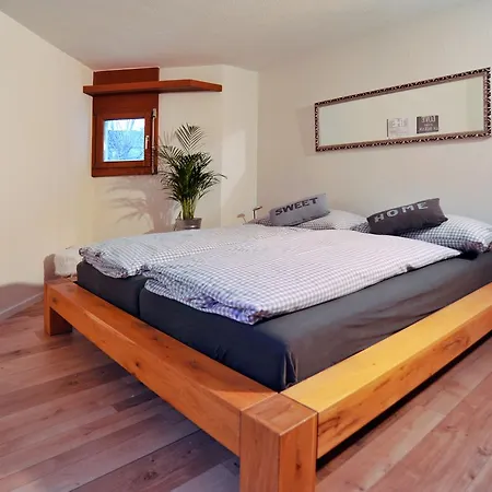 Lakeside - 3.5 Am Laaxersee *