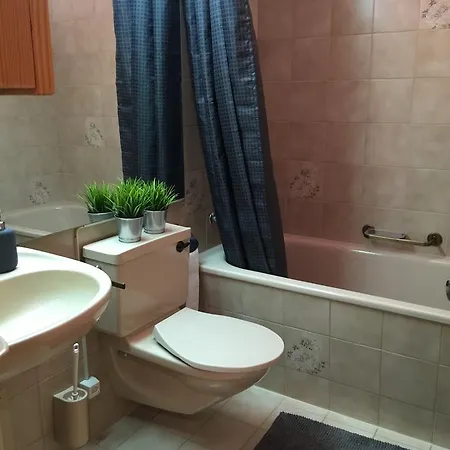 Lakeside - 3.5 Am Laaxersee *