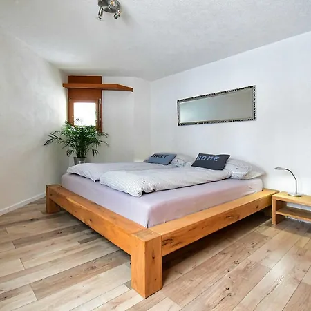 アパート Lakeside - 3.5 Am Laaxersee