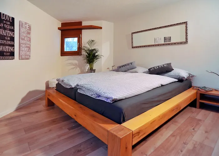 Lakeside - 3.5 Am Laaxersee *